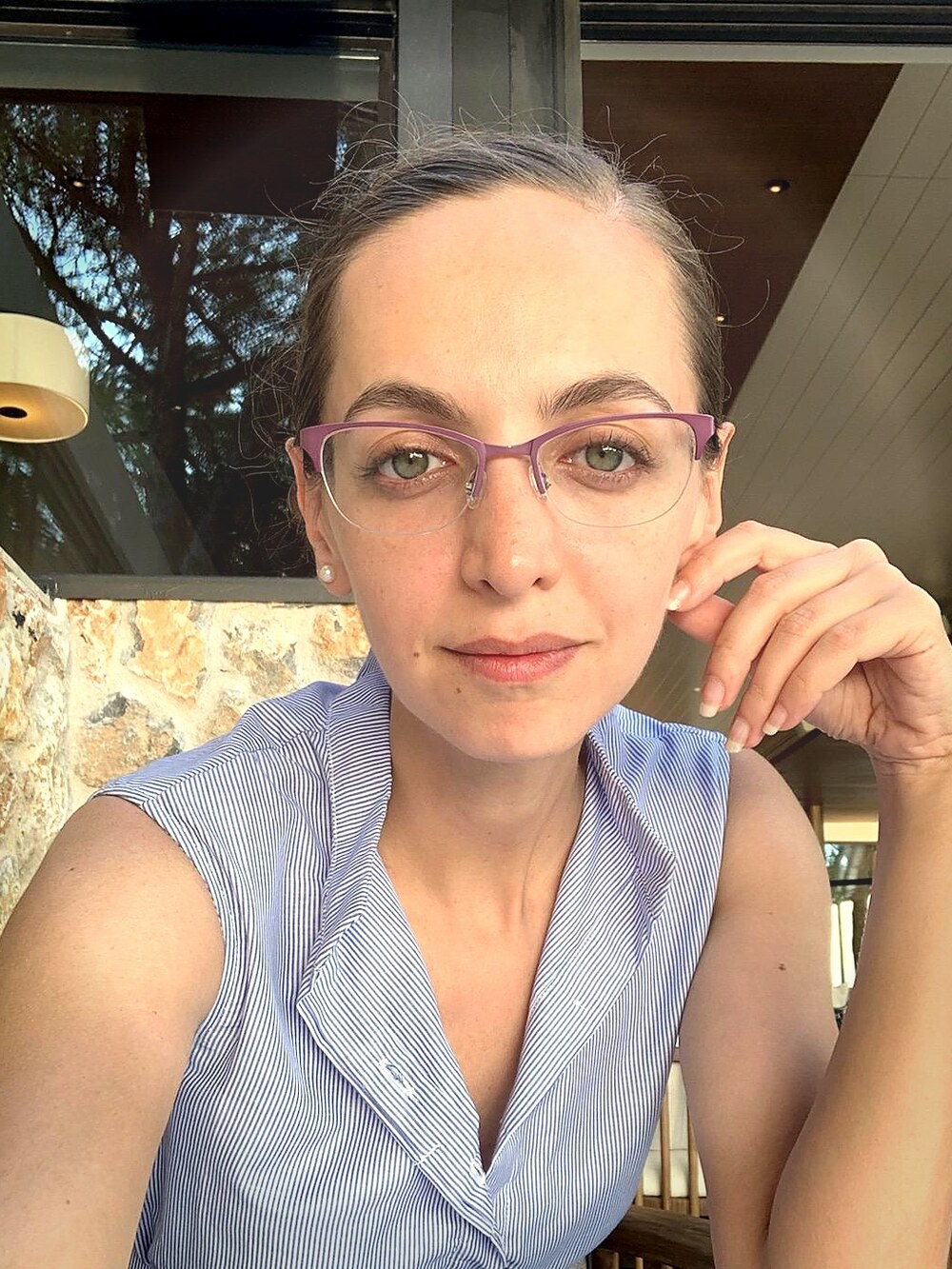 Leyla Zeinalpour, founder and artist of Sovrè